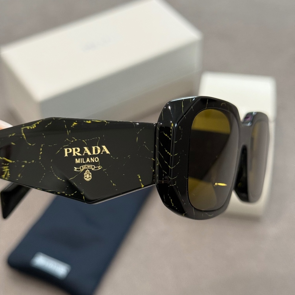 sunglasses prada size 51mm